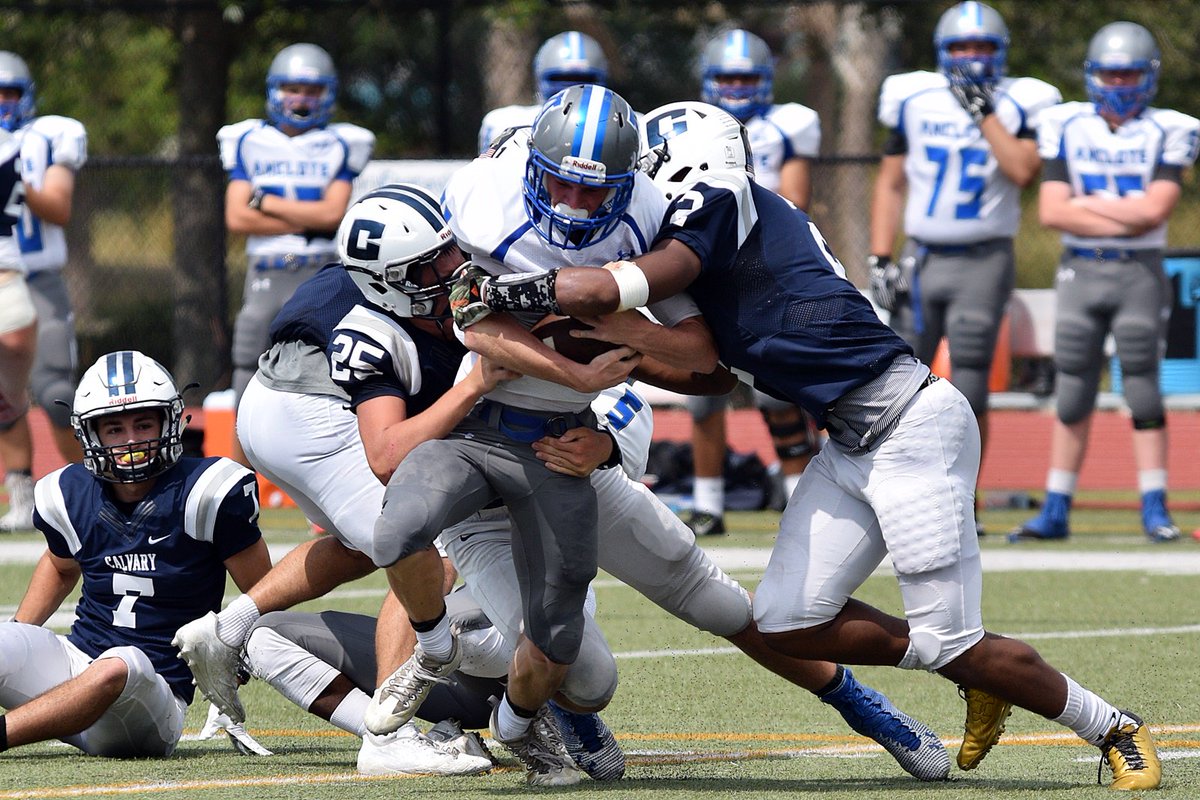 PascoCountyFB's tweet photo. Anclote Sharks scrimmage game at Calvary Christian. https://t.co/rchiP9akMQ