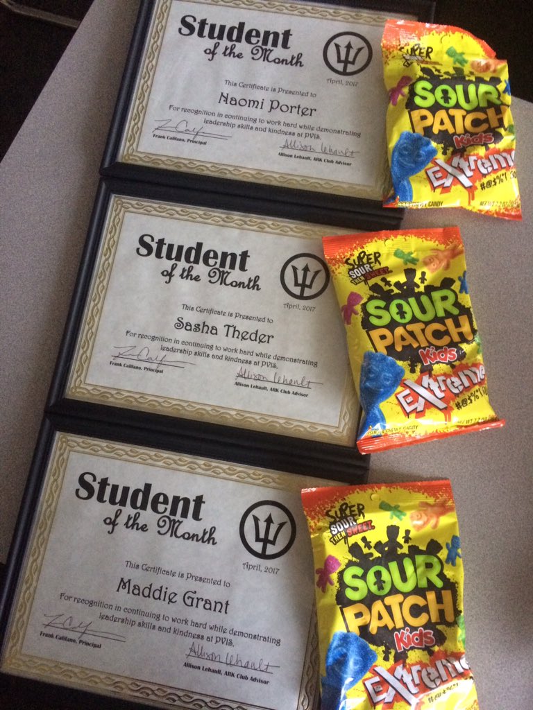 allison_lehault's tweet photo. Congratulations to these Sea Queens! #extreme #ARKClub @PVIS_Seakings https://t.co/oOXXpuoOie