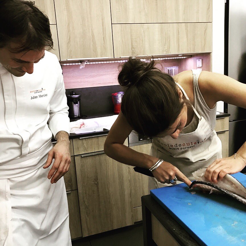 Ça bosse dur dans les cuisines d'Alain Ducasse #Chef #Cooking