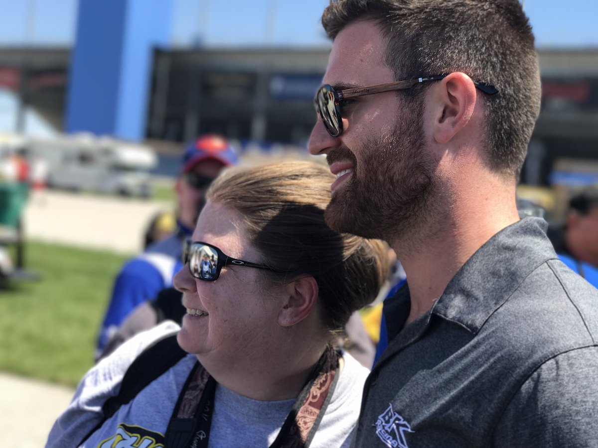 kansasspeedway's tweet image. Thank you all for joining us at today's tweetup! We hope you enjoyed meeting @mattdracing and @CoreyLaJoie! 

Oh, and enjoy those passes 😎
