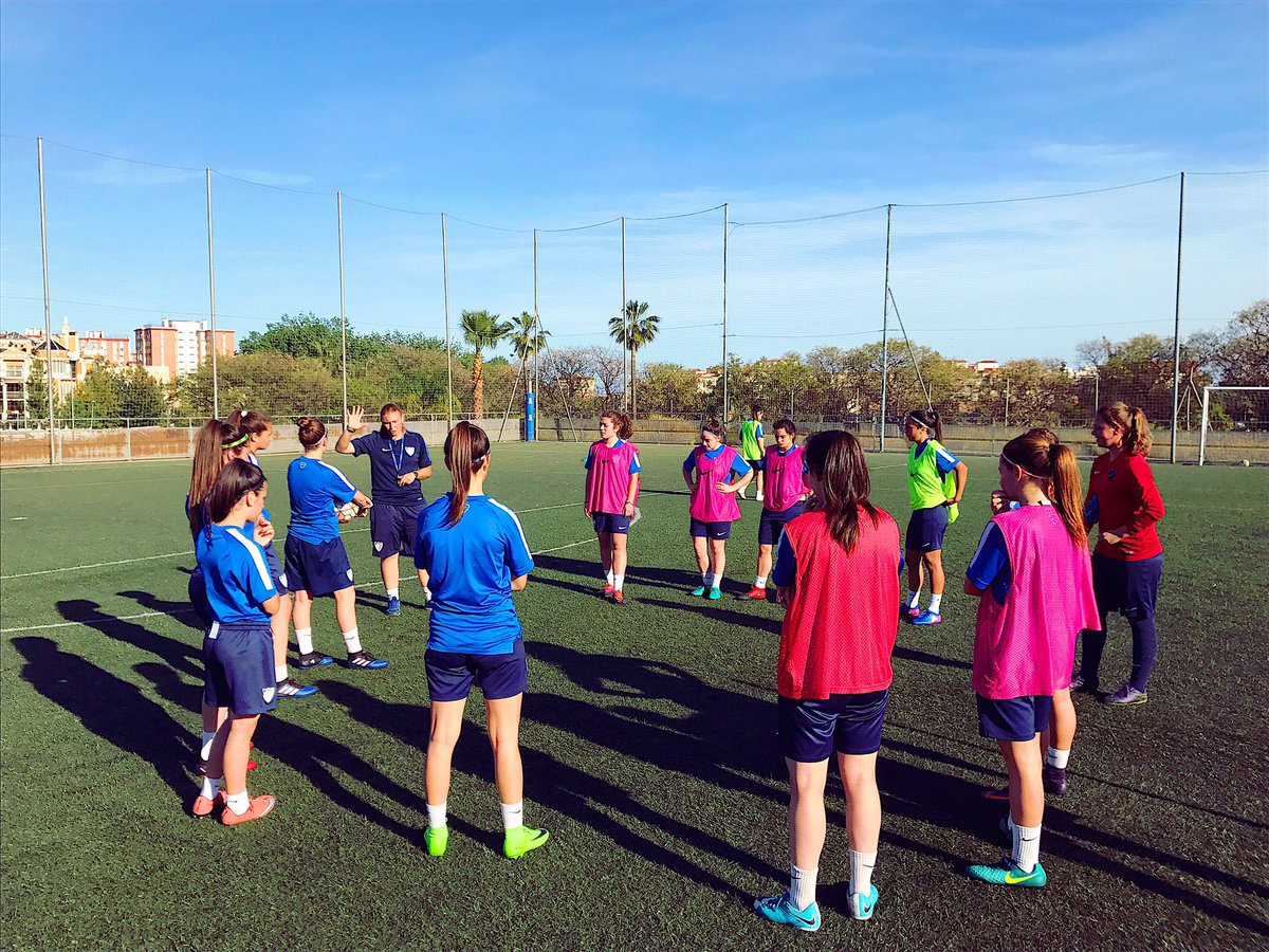 MalagaCFemenino's tweet photo. MCFFoto| ¡Faltan horas para el último partido de semis de la #CopaFederación🏆!

⚽️MCFFilial vs Pablo Picasso 
🕓11.00 
📍Arroyo I (Marbella) https://t.co/cg2sNH7Dzv