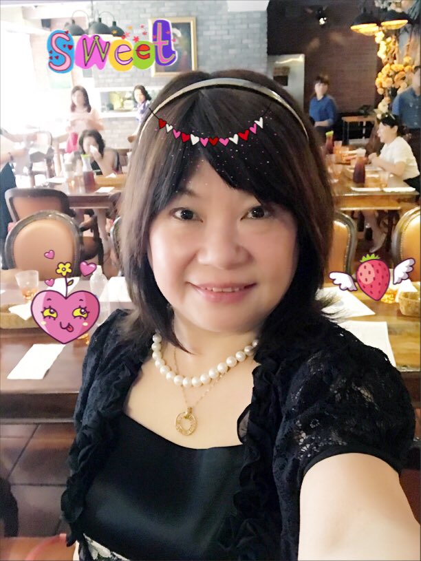 hsu490523's tweet photo. 2017年5月14日
許玉碧的幸福快遞

這世界不是所���的人都懂您，被不懂的人誤解無須解釋，我們選擇沈默；有時被最愛的人誤解，我們難過到不想爭辯，也只有選擇沈默。

生命中往往有很多無言以對的時刻。不是所有的是非都能辨明，不是所有的糾葛都能理清，有時沉默就是我們最好的回答和詮釋。 https://t.co/lxNrUzTKmM