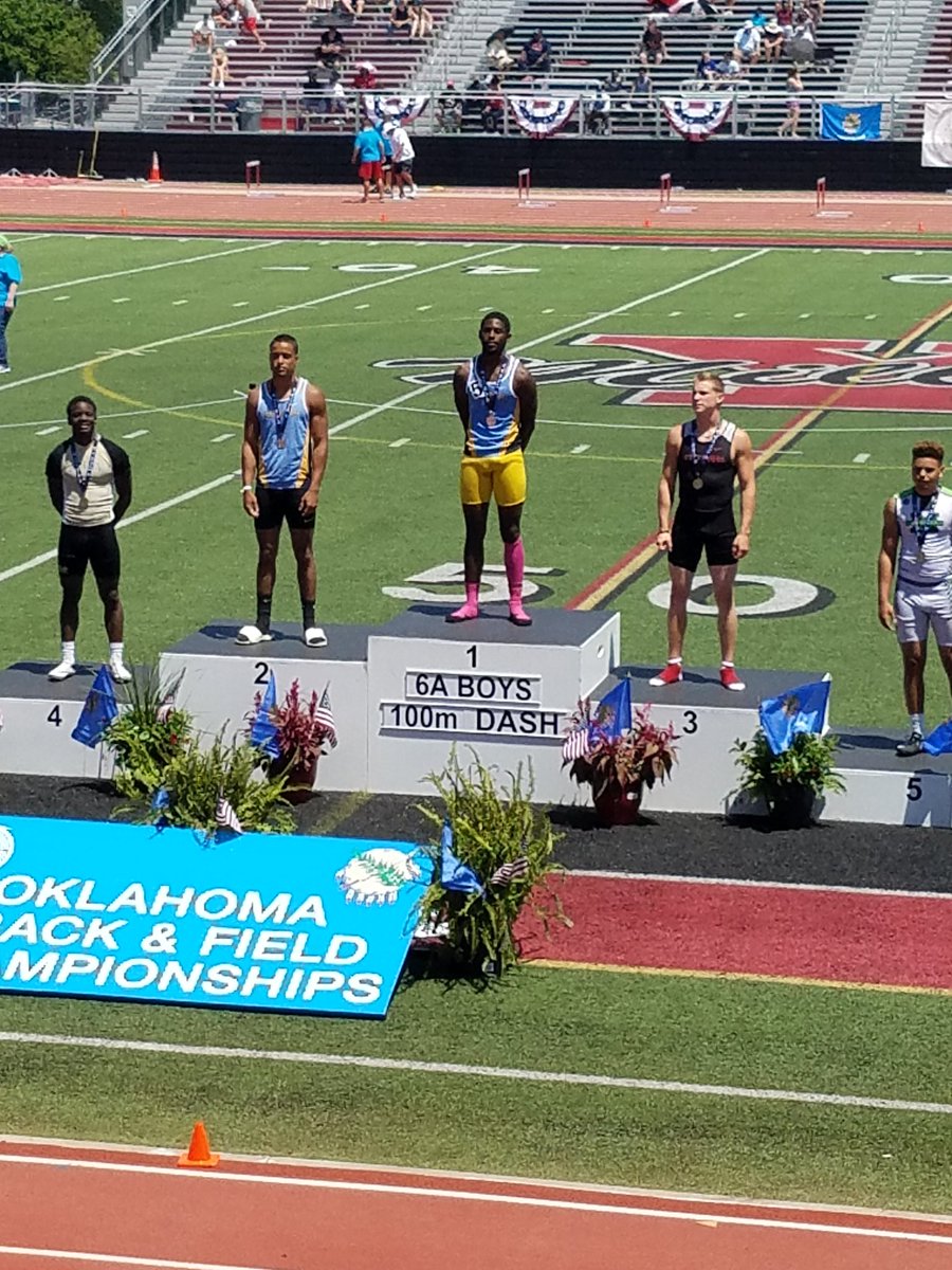 WHSJagsCCTrack's tweet photo. Duvall 3rd place finish 100m dash! #StateDay2 #LetsGoJags https://t.co/KzpFsfQRNJ