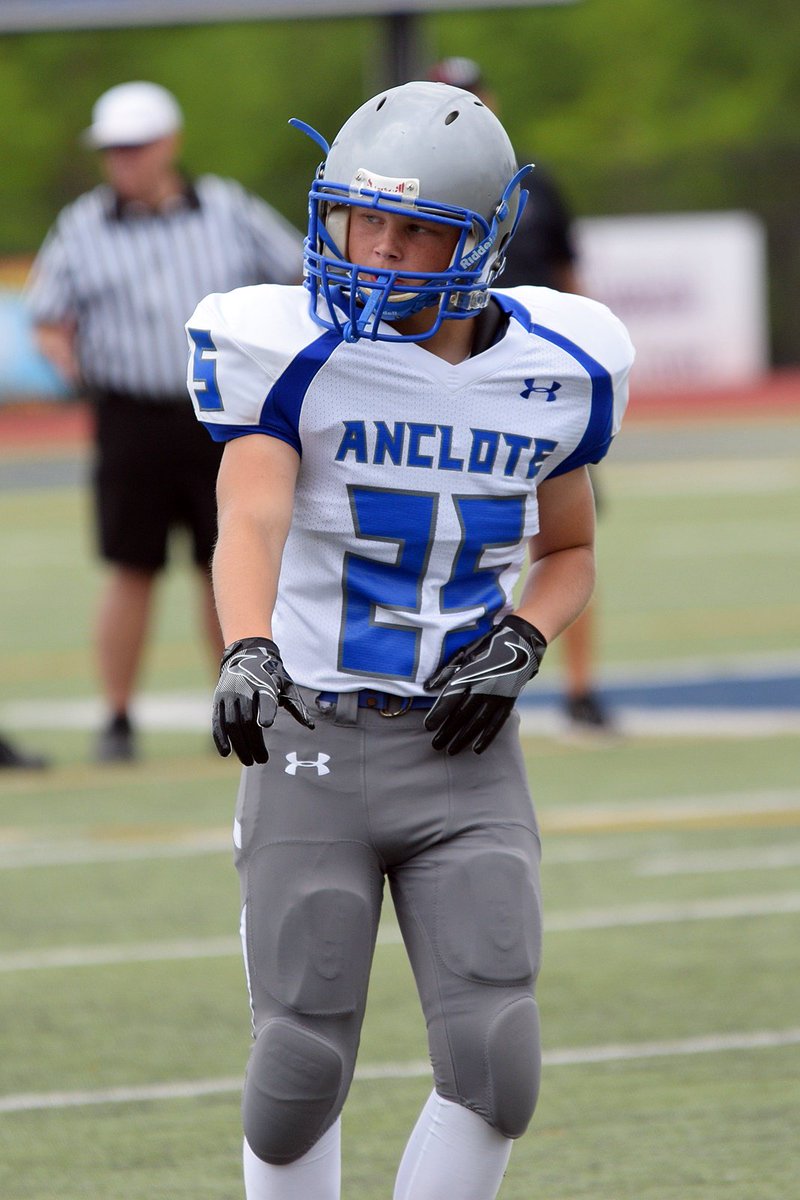 PascoCountyFB's tweet photo. Anclote Sharks scrimmage game at Calvary Christian. https://t.co/GqxPtlaZ4n