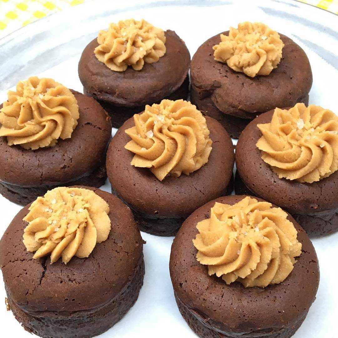 Espresso chocolate cake with peanut butter frosting? Yes please! #SanCarlosFarmersMarket Photo: flourchylde | bit.ly/1QfBrex