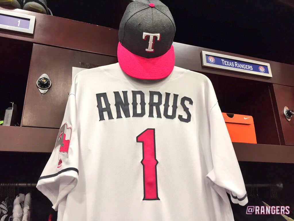 Rangers's tweet image. Ringing in #MothersDay weekend right 👌🏽