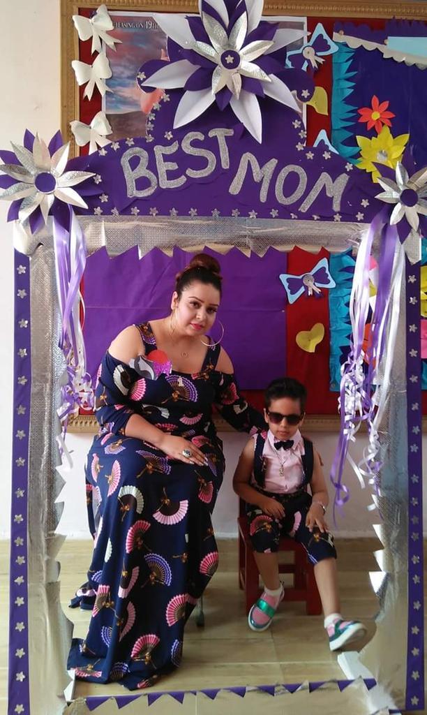 Vikram_Kumawat1's tweet photo. @Gurmeetramrahim ji 
APPRECIABLE!!step taken by you SSS JI such a HEALTHY!#CowMilkParty rather waste money in drug and alcohol #MothersDay https://t.co/vntR7CNMwB