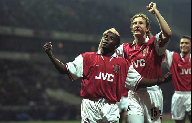 Happy birthday to Double winner Christopher Wreh, the only Liberian player ever to win the Premier League. 