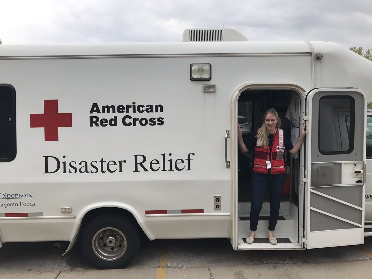 RedCrossWIS's tweet photo. Our #RedCross response vehicle helps us serve those affected by the #Manitowoc fire. Made possible by generous #donations! #thankyou https://t.co/GAbzY9fdyW