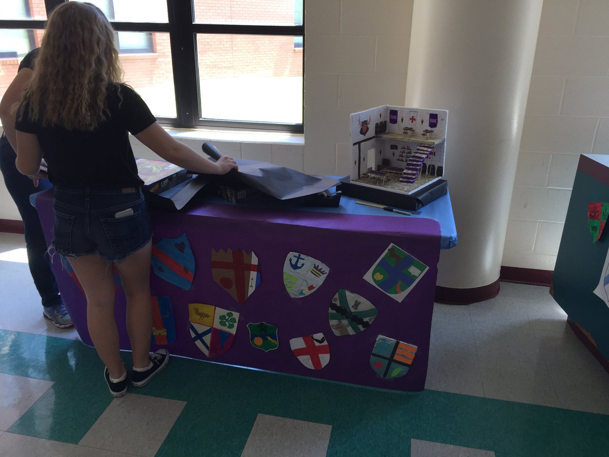 MrsAAWC's tweet photo. The FHMS Medieval Tournament and Fair is going to be AMAZING! #FHMSBackInTime! https://t.co/aVzbd9dI1K