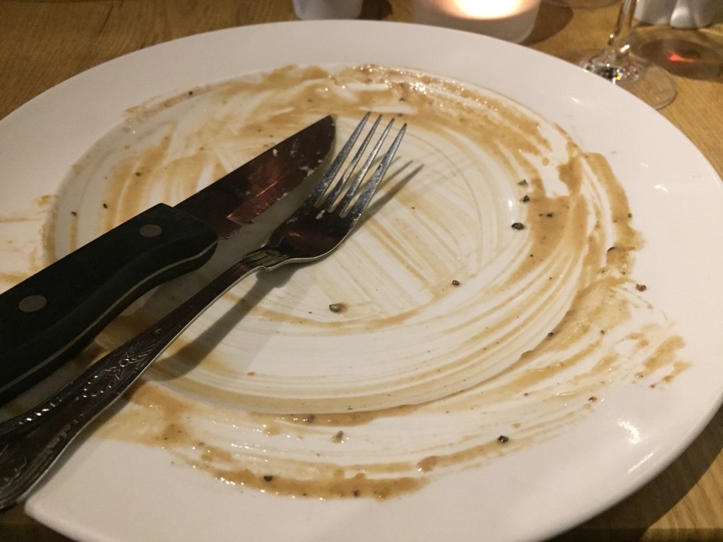 sportingwales's tweet photo. Rare night off so drove 160 miles for a steak @THEOLDSAILLOFT Worth it! #delicious #food #cornwall https://t.co/hdGe0NVDwF