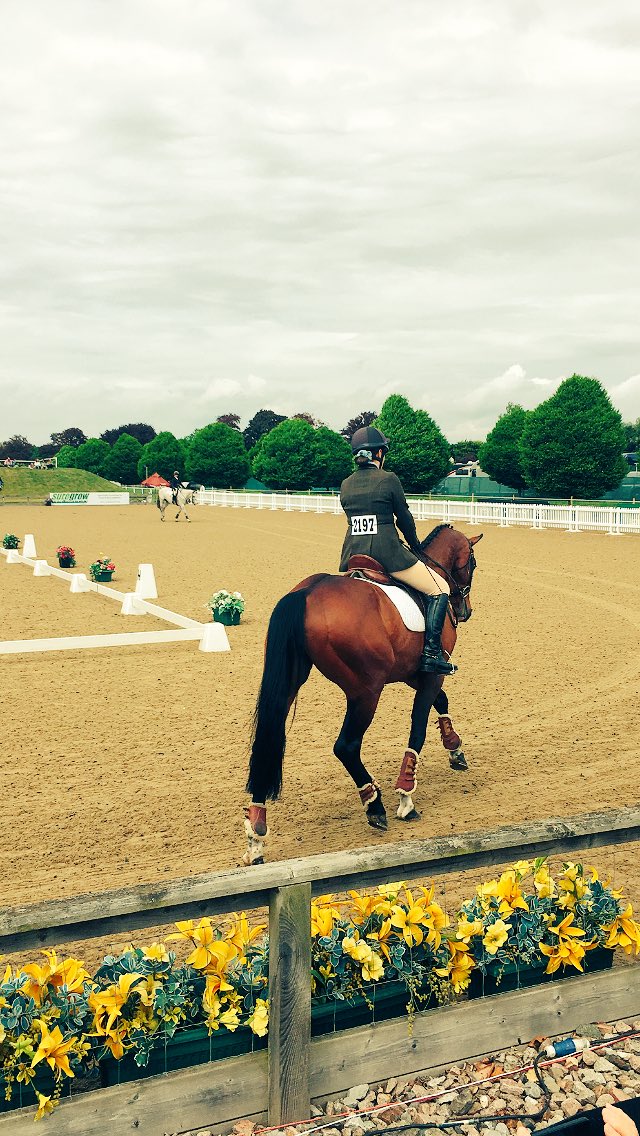 Thank you <a href="/OxUniRiding/">OUEC</a> for strong competition and <a href="/windsorhorse/">Royal Windsor Horse Show</a> for having us! An amazing experience! <a href="/horseandhound/">Horse & Hound</a> #CambridgeWonVarsity