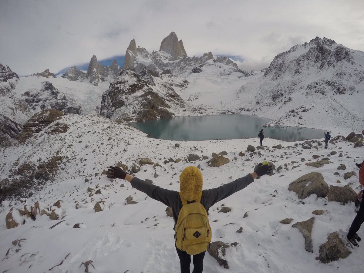 Excursionfy's tweet photo. La montaña y yo 😻#chaltén #excursionfy https://t.co/dPOcSsjwqi