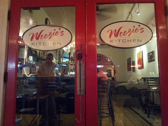 ravenchase's tweet photo. The hunt is over! All Cinco De Mama players can meet us at Weezie's Kitchen to grab their free drink. 3123 W Cary St. https://t.co/UqNPKSF5Oq