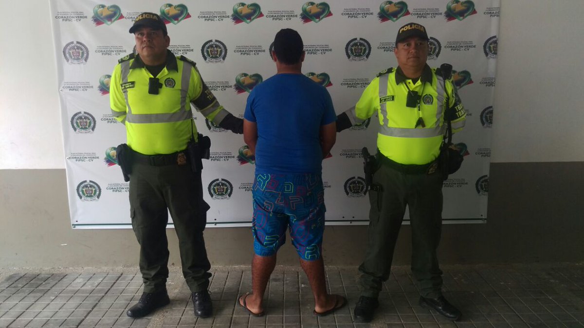 vozdeltolima's tweet photo. @PoliciaDeTolima  captura en flagrancia a un ciudadano por el delito de fraude a resolución #Judicial o administrativa @alcaldiamelgar https://t.co/hzo9VubFyq