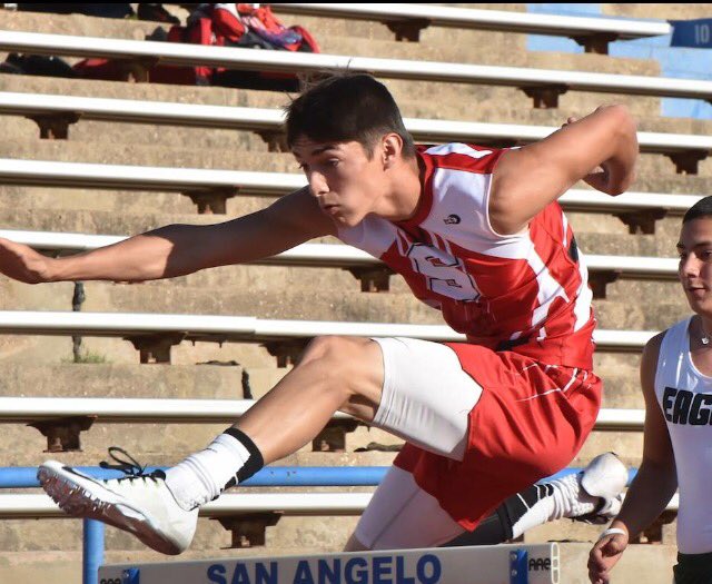 bvillebee's tweet photo. Congratulations to @jcz__9 #CarterZook for defending his State 3A 300mHurdle Championship & setting a Sonora HS record of 37.75 https://t.co/B7VfAWA5Qd