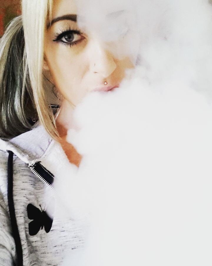 👌 via <a href="/blonde/">❤️‍🔥</a>.vape.goddess

#vapeallday ift.tt/2rdCwKI