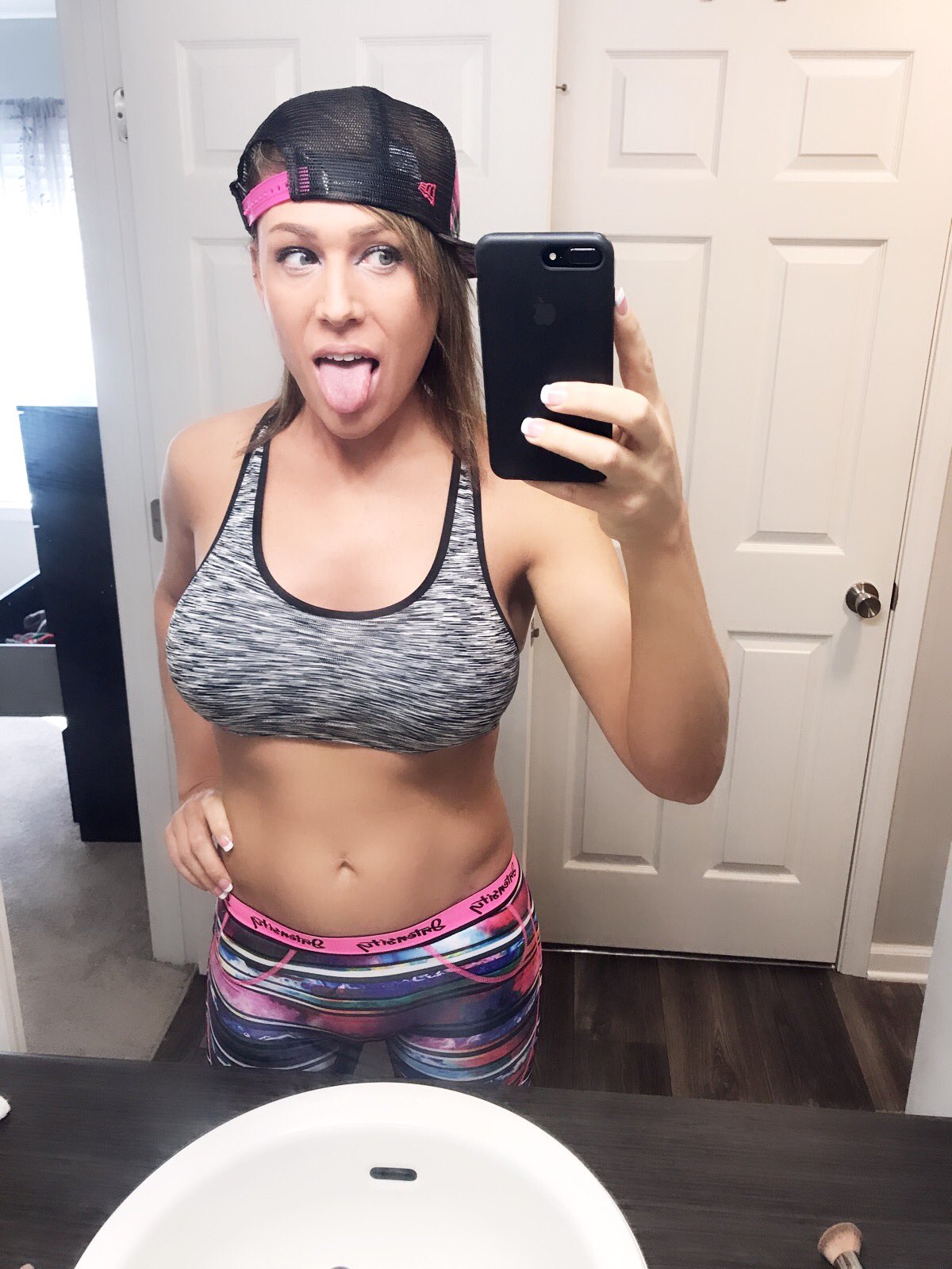Nikkijadetaylor Nikkijadetaylor