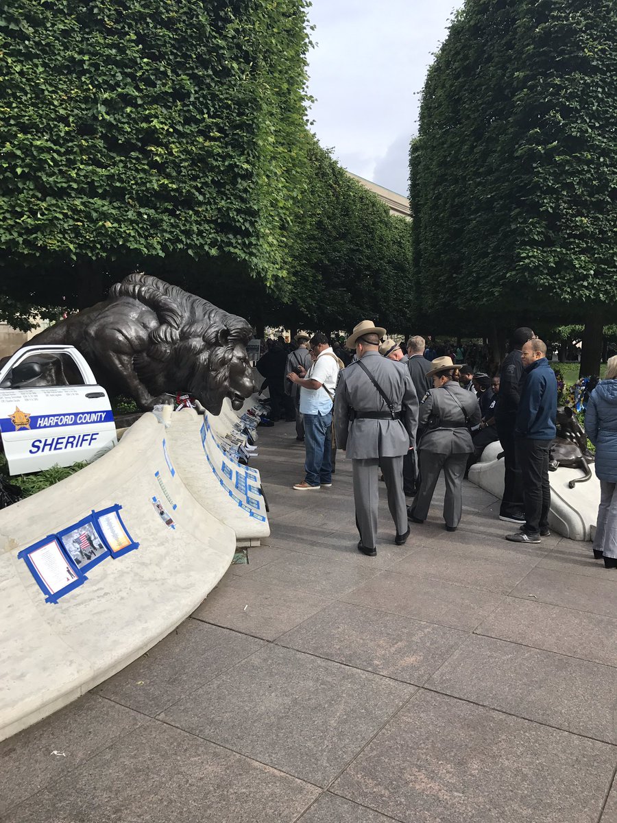 kckfop's tweet photo. Honoring all of the fallen. https://t.co/Kn314zVXHU