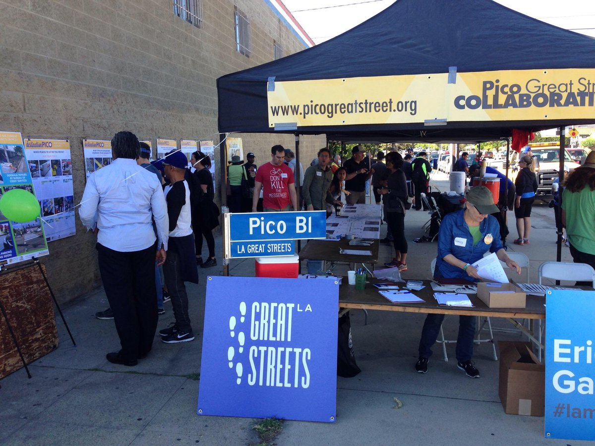 LAGreatStreets's tweet photo. Great turnout for #DestinationPico outreach. So much momentum for the future of Pico. https://t.co/kBDkCMfPOb