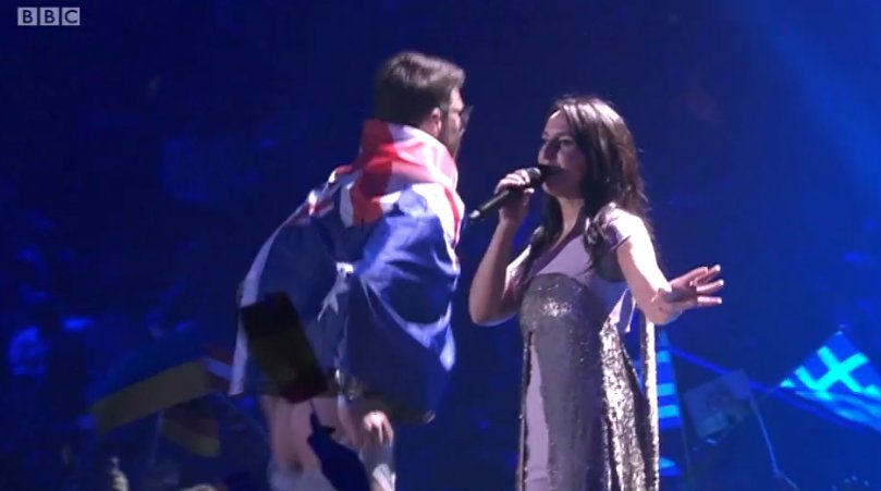 TechnicallyRon (On all the platforms) tweet media