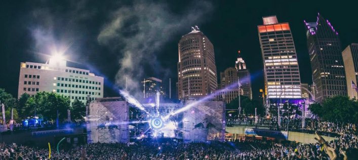 🌀10 Memorial Weekend Music Festivals Across the U.S.💃🏽🕺🏽💃🏽 where would you be at🤔  #MemorialDay #festival 

goo.gl/PaFMee