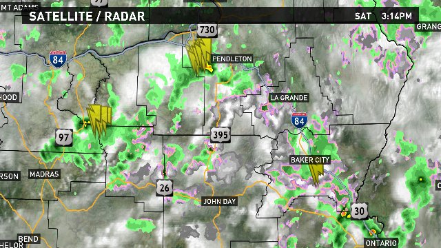 BrianBrennanTV's tweet image. any pics??? Storms on the east side of the state. Rumble of thunder possible west of the cascades towards sunset