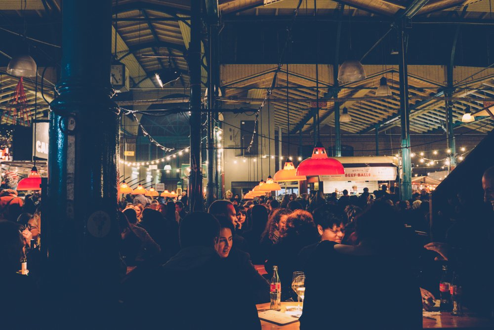 2passeports's tweet photo. The Martkhalle Neun, LE marché foodies de Berlin #voyage #berlin #foodies #bouffe #marché #food #foodie #bonplan https://t.co/CRgWTFMo3b