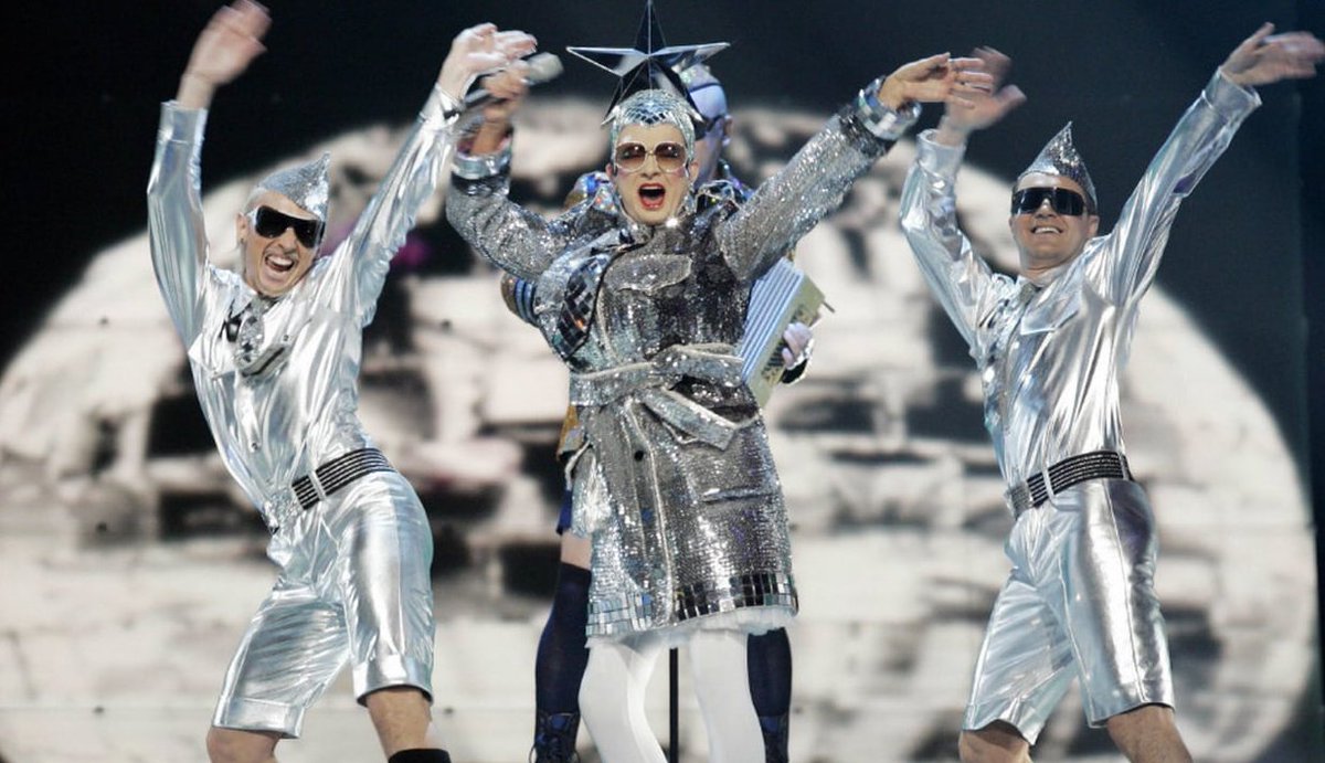 annakadabra__'s tweet photo. comentaristas: lamentamos nuestra situación, hemos quedado últimos
el resto del país:
#Eurovision https://t.co/LveHiYn1Iw