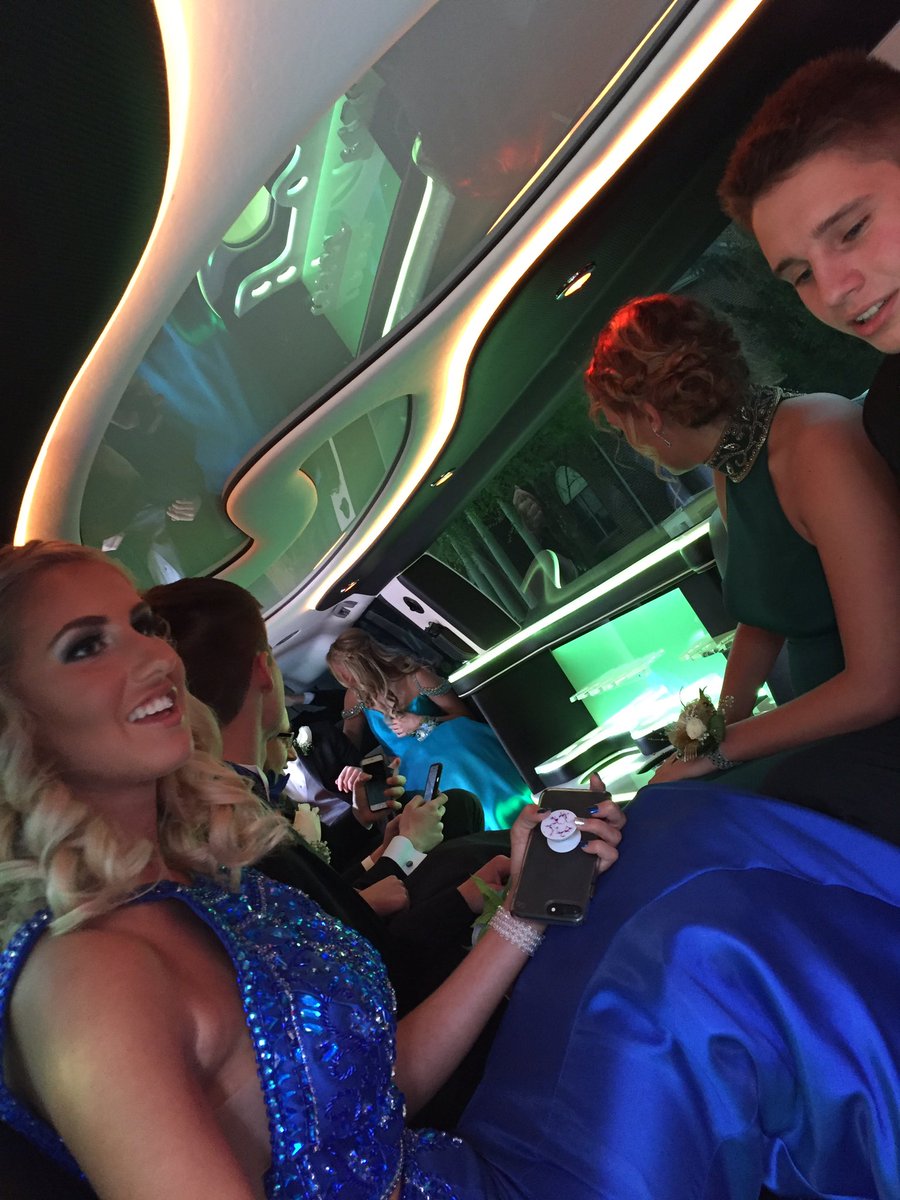 _Breaking_Brad's tweet photo. @Tyler_Miller98 @41smithRiley #teamsuccezz #Pennprom2017 https://t.co/4u2iTlzI88