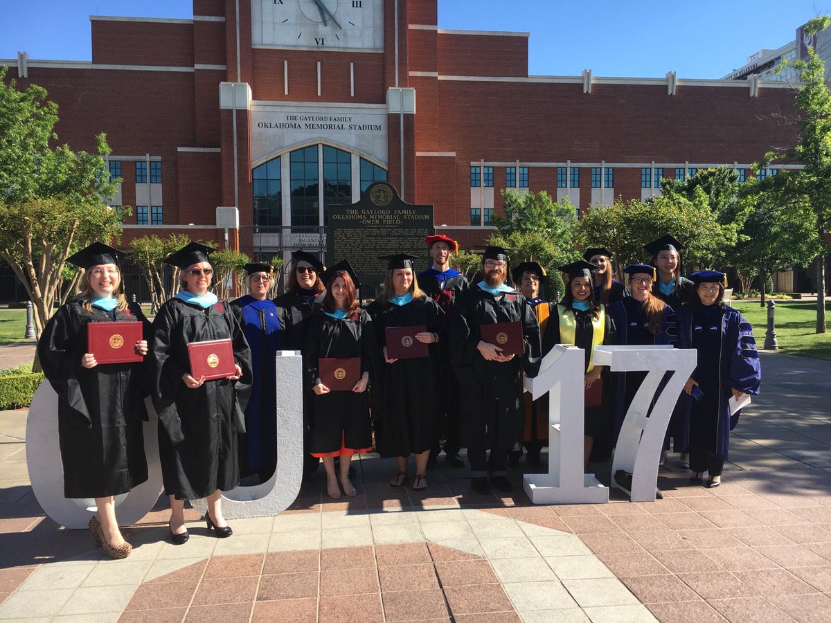 leslierparr's tweet photo. We did it!! #21stcenturymasters #OUGRAD17 https://t.co/RIpdhyfVWg