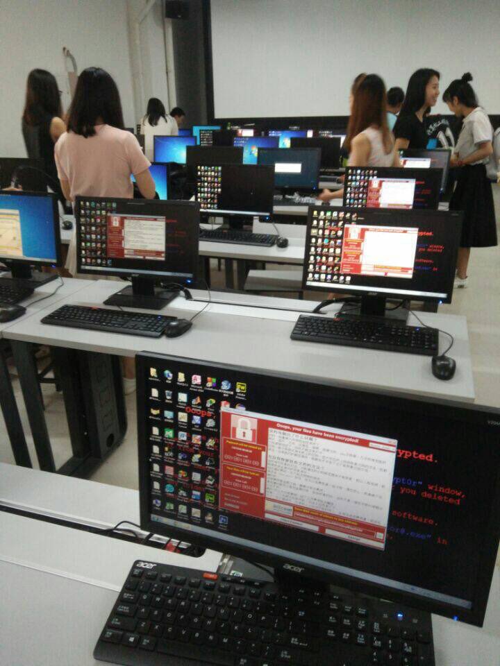 TEAkolik's tweet photo. Tüm dünyayı etkisi altına alan #WannaCry #ransomware zararlısı ve çaresizlik! https://t.co/fwonK4ZE4w https://t.co/0WAY6mJNuI