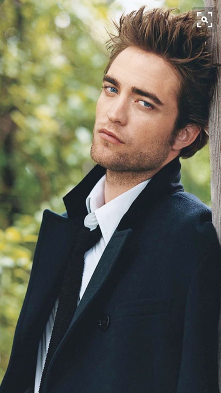 Haven\t posted in a while but... Happy birthday to Robert Pattinson!!  