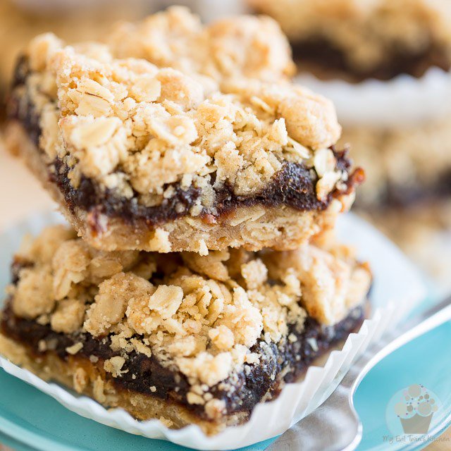 EvilTwinKitchen's tweet photo. The Best Ever Date Squares https://t.co/OShJVBDLpu https://t.co/g4IUU52g8F