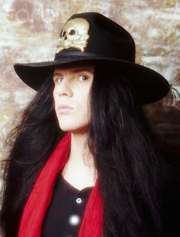 Happy birthday Ian Astbury    