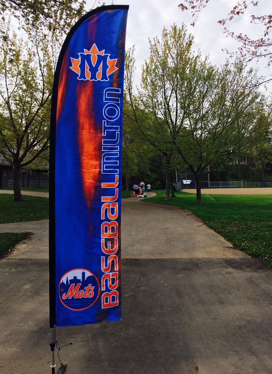 TKOG98's tweet photo. #opening day @BaseballMilton https://t.co/AhBGpc8fNc