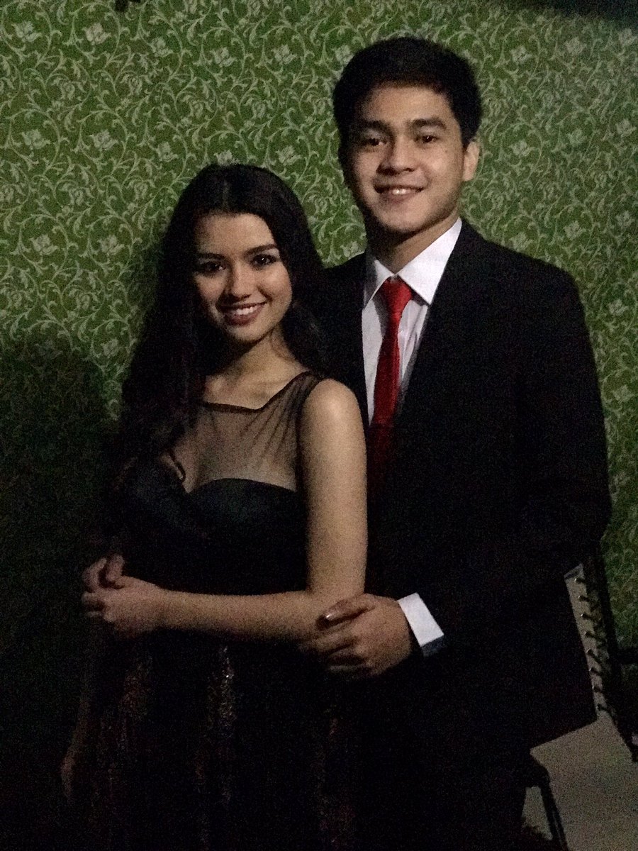 elysondedios's tweet photo. Mr. &amp; Mrs. Smith feels💕 Don't forget to watch #DearUgeReynaSaanNa mamaya na po yan 2:30pm pagkatapos ng SundayPinasaya https://t.co/GL5w9zuIpS
