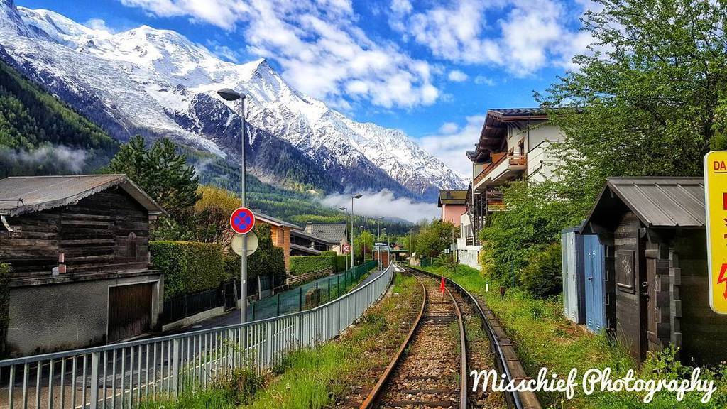 manishmischief's tweet photo. #randomclick #nophotoshop #nofilter #phonephotography #samsungphotography #misschiefphotography #misschiefclicks #… https://t.co/onGa3fOuqY https://t.co/rYSdfNbm5A