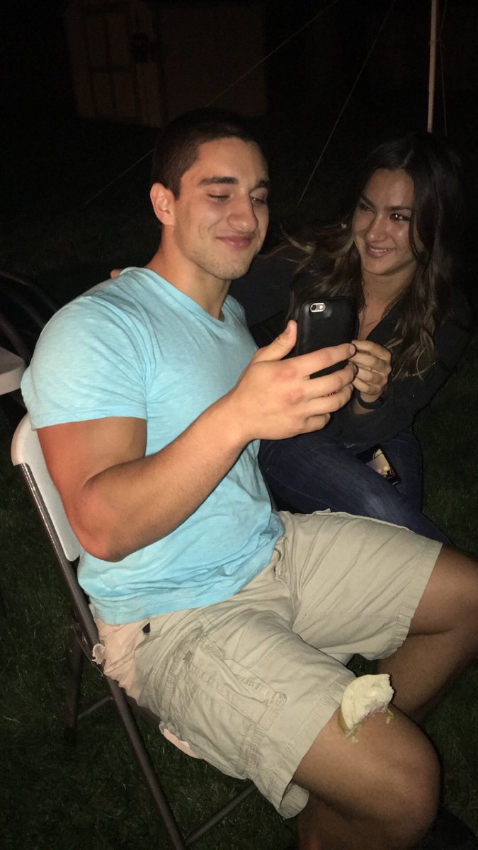 bo_2740's tweet photo. Happy birthday to the best sis out there ❤️🤙🏻 @KalleyOrlando https://t.co/AWgacwQk2Z