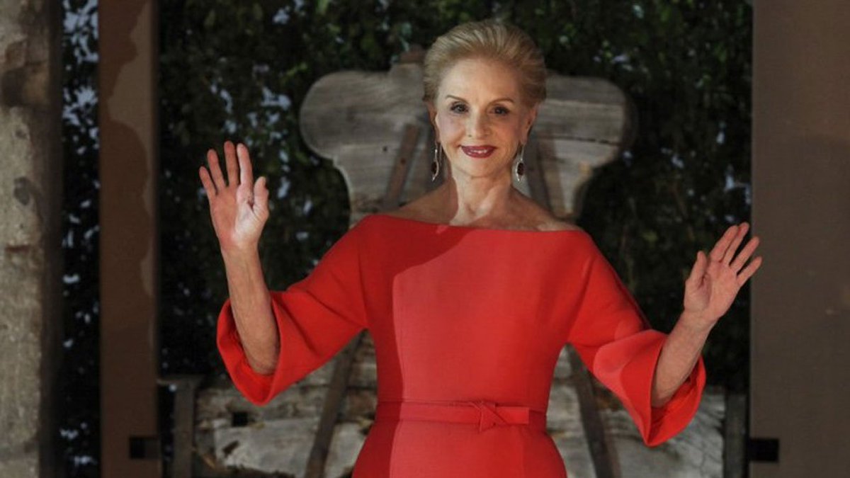 Fashion designer Carolina Herrera sends message to Maduro bit.ly/2qhkQO5 https://t.co/k1kxg89nd5