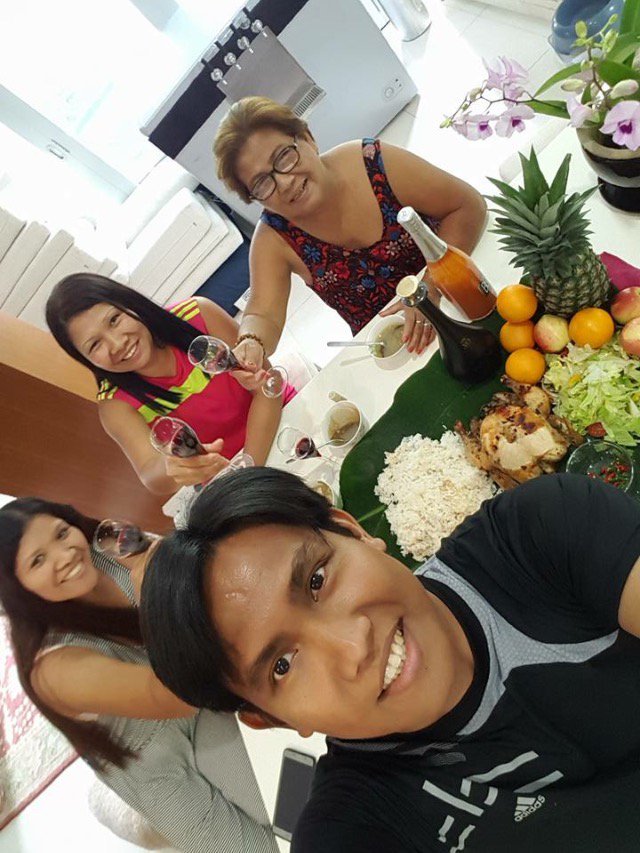 Luttangcor's tweet photo. HAPPY MOTHER'S DAY Mama REMEGIA BOMBON BITANGCOR 💛💛💛 https://t.co/mnOAzdGVEh