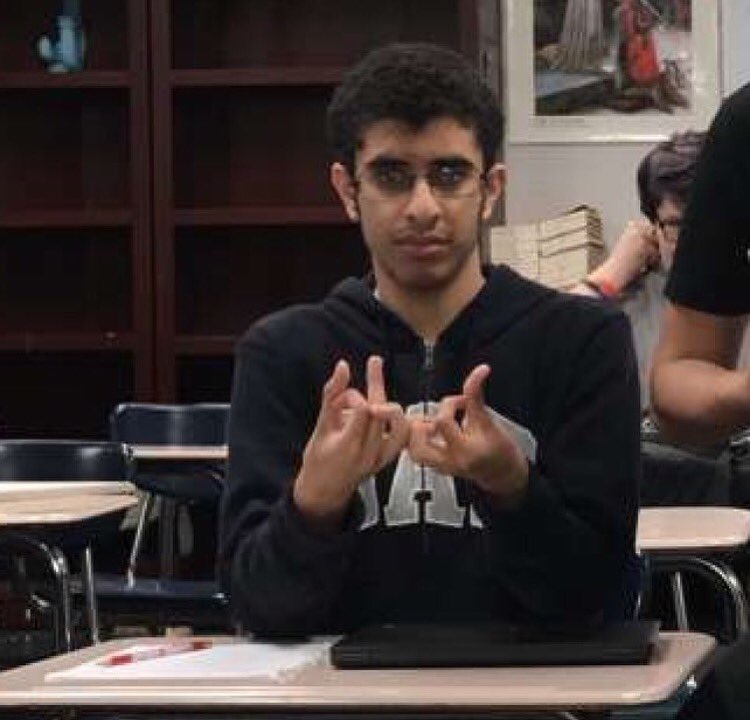 SugarDaddyPatty's tweet photo. AP examiner: "Please only use black or blue pens for the essay"
Me: "you gonna have to kill me first"
#aphumangeography https://t.co/rNqIjEKkgj