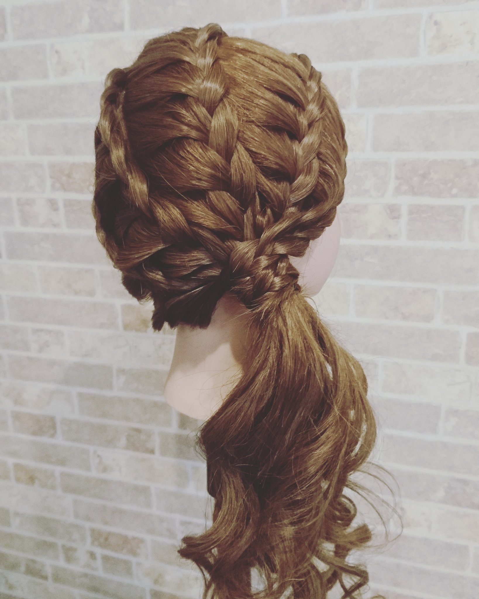 まつけん ヘアサロンオーナー ゴルフ 日常動画配信中 編み込みポニーテールアレンジ 鹿児島 鹿児島中央駅 一番街 ヘアアレンジ 美容室 ヘアサロン 編み込み おでかけ 休日 ヘアセット ヘアスタイル ゴム隠し かわいい かっこいい
