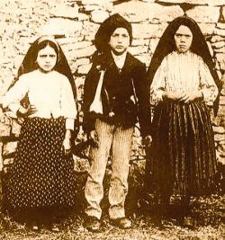 #PopeFrancis Declares
#canonization of
2out of 3 Portuguese shepherds.
 #FranciscoMarto #JacintoMarto       
#ApparitionofVirginMary