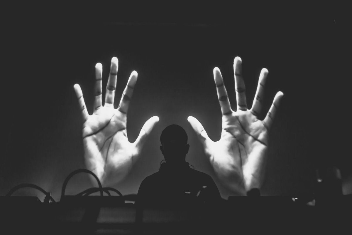 FilmFallon's tweet image. @Jamie_Haus #live at @tribeLPL 
Shot in @24KitchenStreet, #Liverpool.

filmfallon.tumblr.com