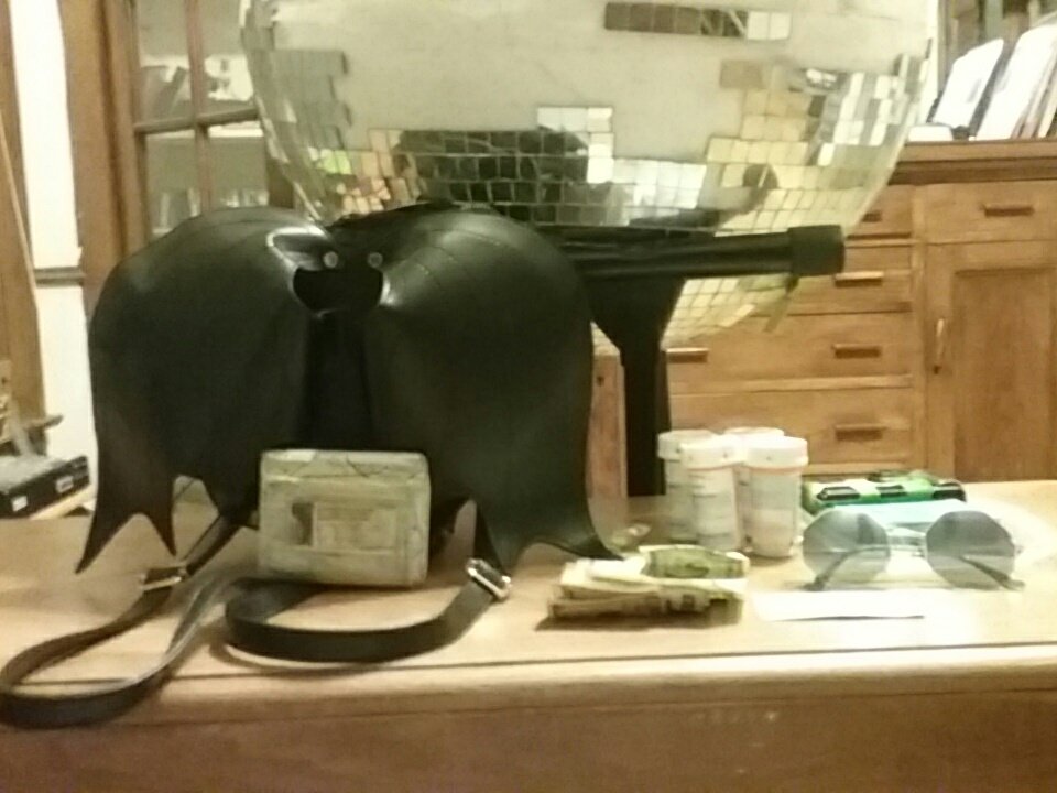 _pureemptiness_'s tweet photo. #MYPURSE wallet $26 4 diff pill disposable camera? Sunnies smokes  $25 gc for lazer hair removal 👿⭐👿⭐👿 https://t.co/8jdC2r7Y1l