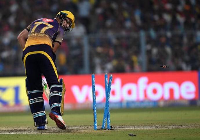 sportstarweb's tweet photo. Gautam Gambhir explains what went wrong for @KKRiders against #MI. #IPLwithSSL 

https://t.co/uLXuSWpq1j https://t.co/KySU395t96