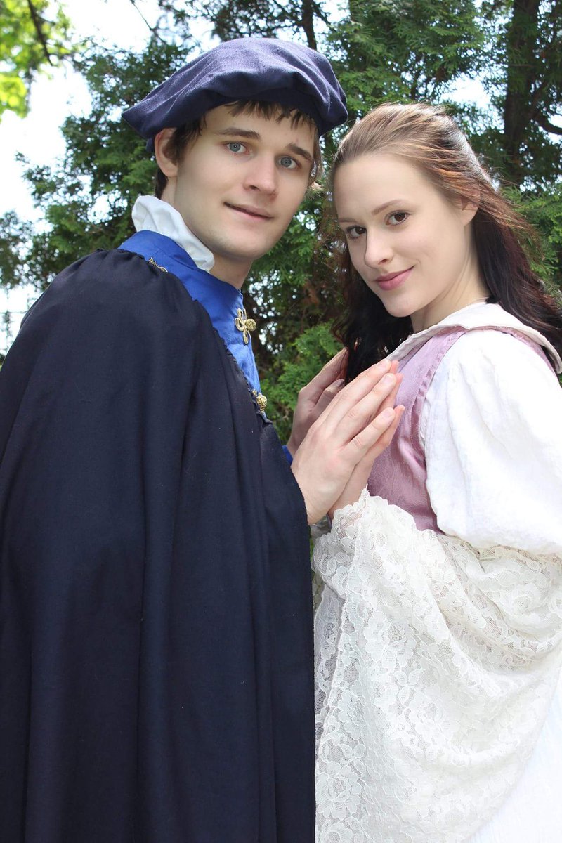 BellaC1026's tweet photo. I'm so in love with this show it's not even a question #ssfrandj 🌹 https://t.co/Mnuwc1ulKE