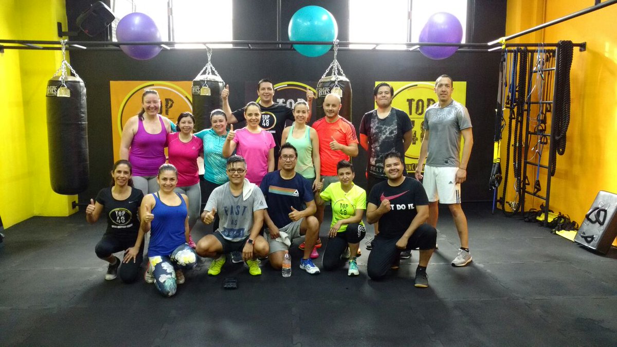 Lilianmr08's tweet photo. #Equipo_YoAprendo Equipo M.  Atreverse a hacer algo nuevo, hace que cambie tu mente!😀 Reto entrenamiento físico. Feliz!! https://t.co/ecqybvjvTi