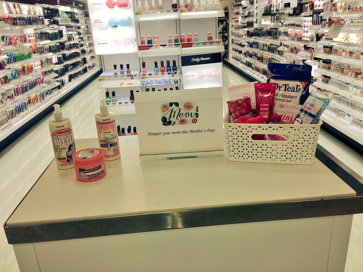 TLLexie's tweet photo. Soap &amp; Glory testers with a little moms day inspo for last minute shoppers https://t.co/ArgPQBHiLC